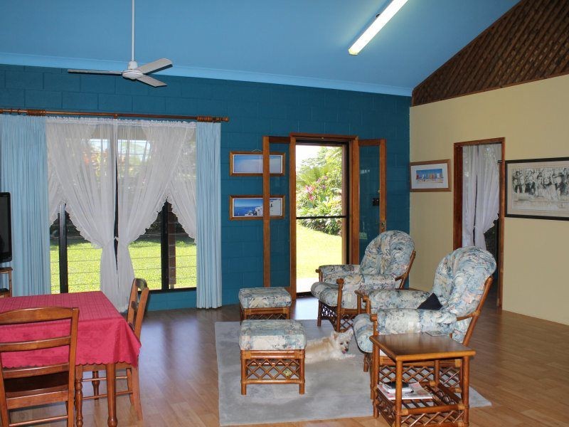 5 Giufre Crescent, Wongaling Beach QLD 4852