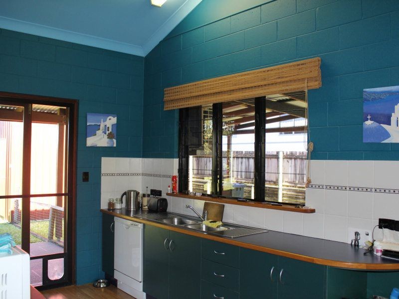 5 Giufre Crescent, Wongaling Beach QLD 4852