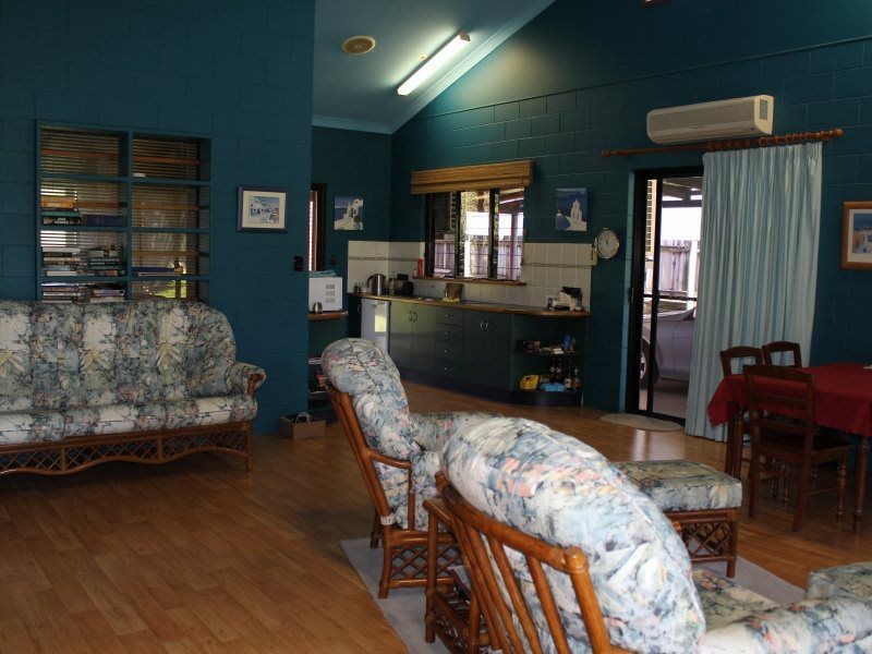5 Giufre Crescent, Wongaling Beach QLD 4852
