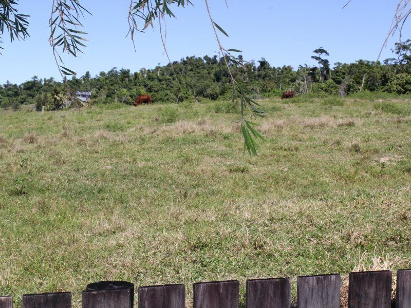 5 Giufre Crescent, Wongaling Beach QLD 4852