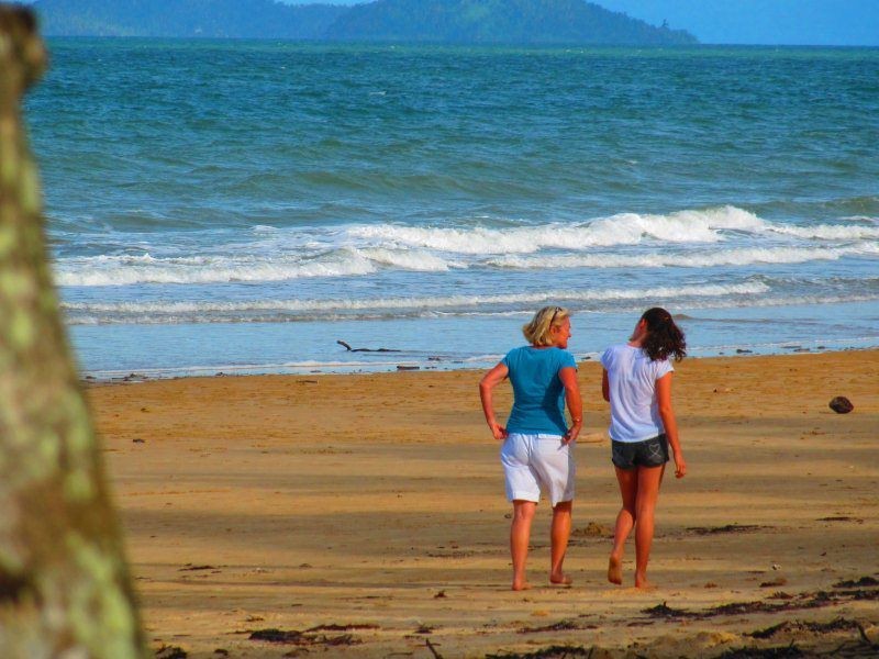 21 Sandpiper Close, Oasis Mission Beach, Mission Beach QLD 4852