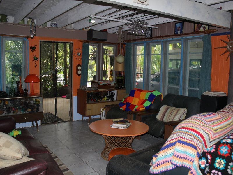 Shell Pocket QLD 4855