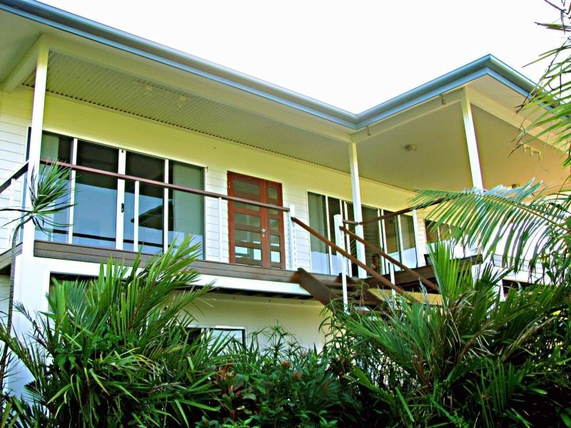 7 Genoa Court, South Mission Beach QLD 4852