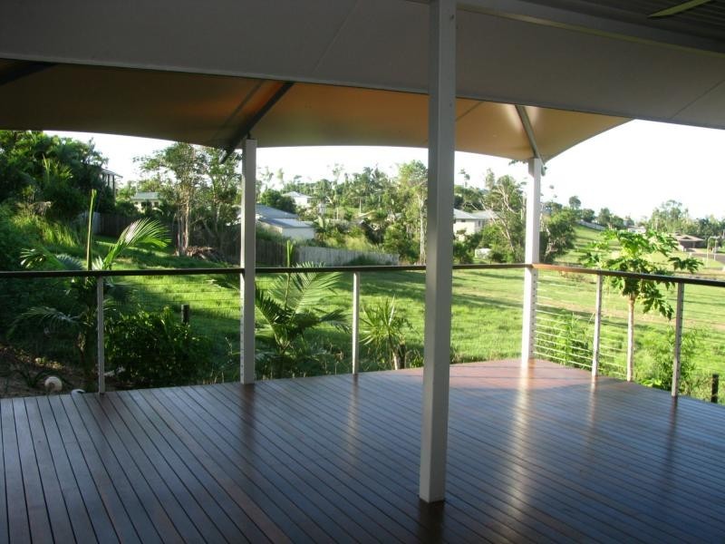 7 Genoa Court, South Mission Beach QLD 4852