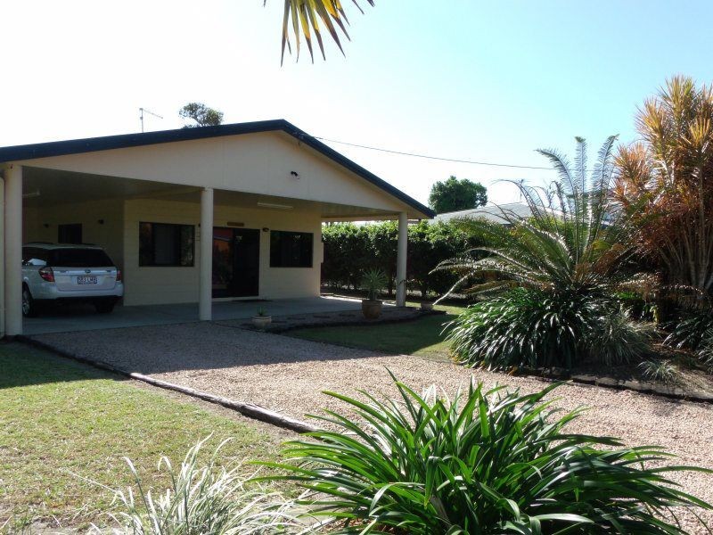 35 Seafarer Street, South Mission Beach QLD 4852