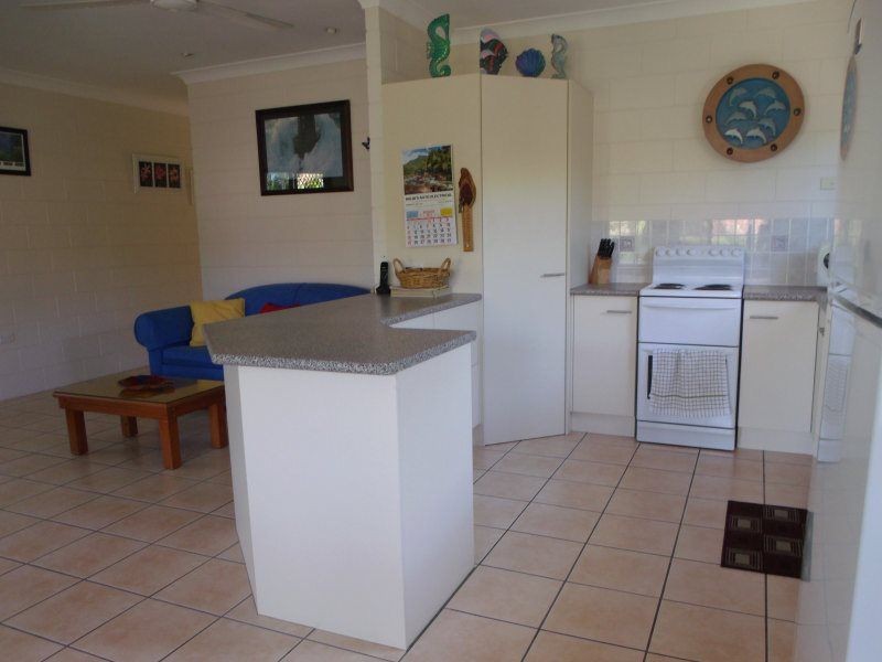 35 Seafarer Street, South Mission Beach QLD 4852