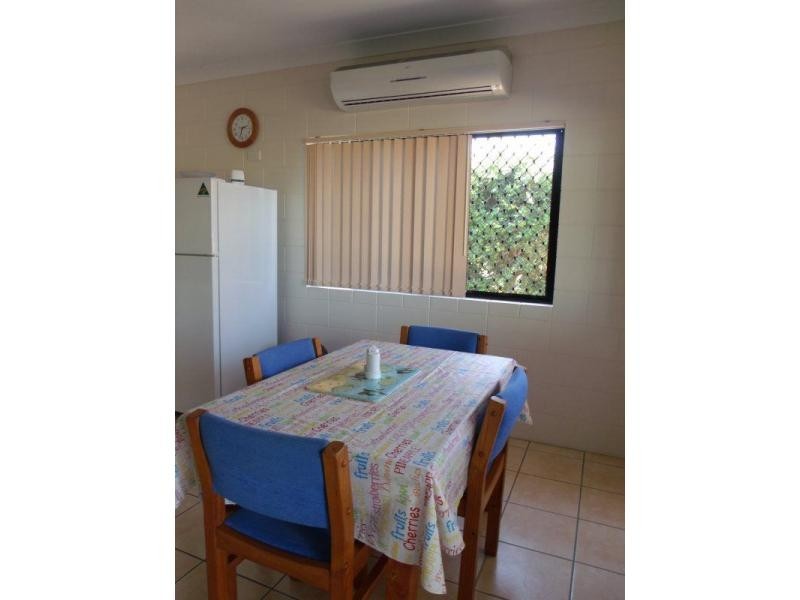 35 Seafarer Street, South Mission Beach QLD 4852