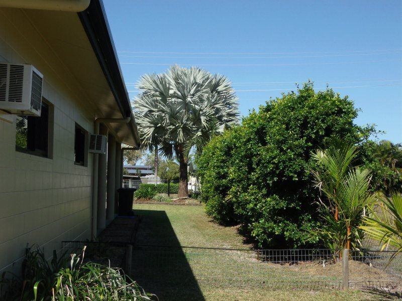 35 Seafarer Street, South Mission Beach QLD 4852