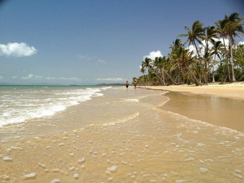 25 Shelley Court, Mission Beach QLD 4852