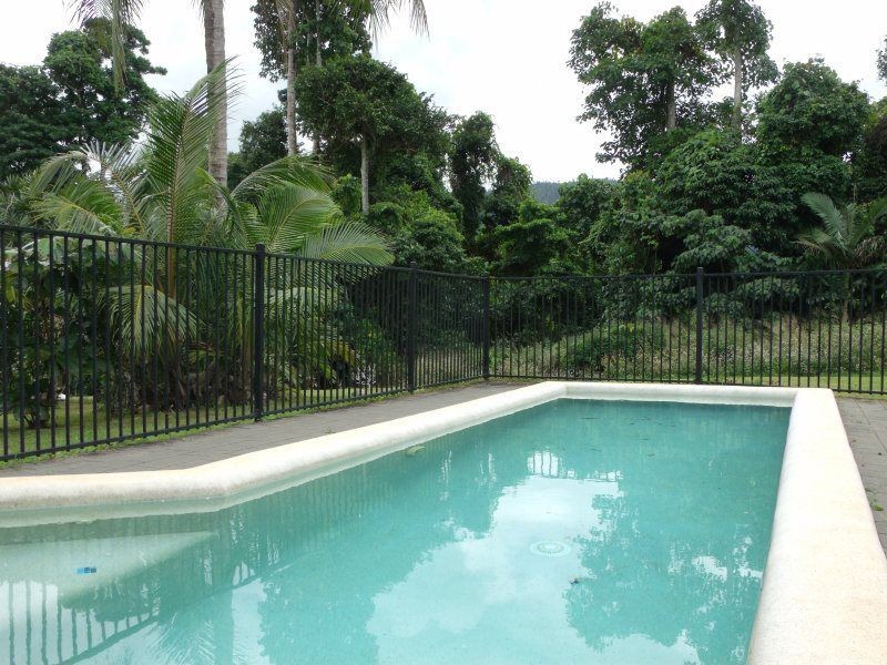 14 Yamala Close, Mission Beach QLD 4852