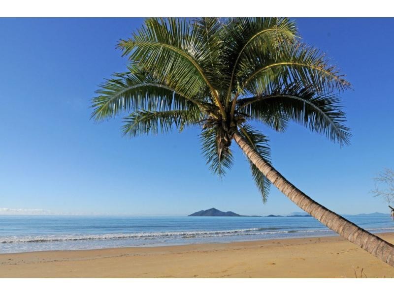 7 Iluka Close, Oasis, Mission Beach QLD 4852