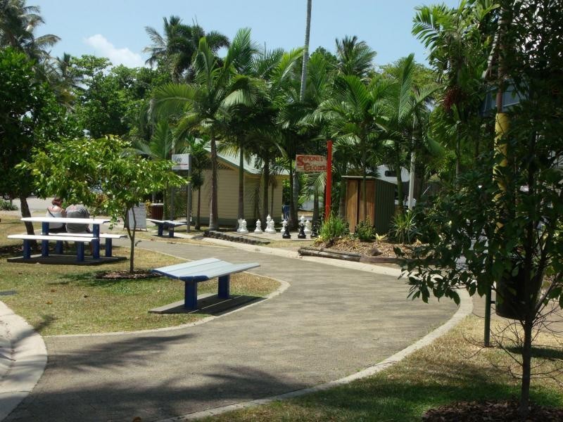 4 Shelley Court, Mission Beach QLD 4852