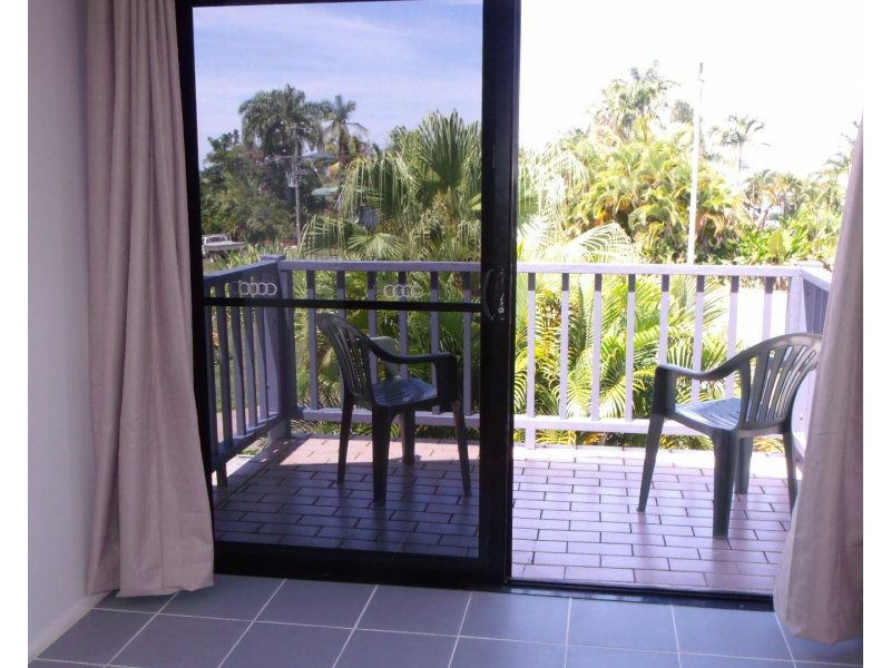 12/18 Giufre Crescent, Wongaling Beach QLD 4852