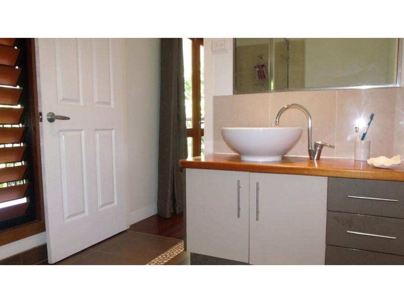 629 Bingil Bay Road, Bingil Bay QLD 4852