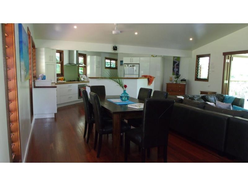 629 Bingil Bay Road, Bingil Bay QLD 4852