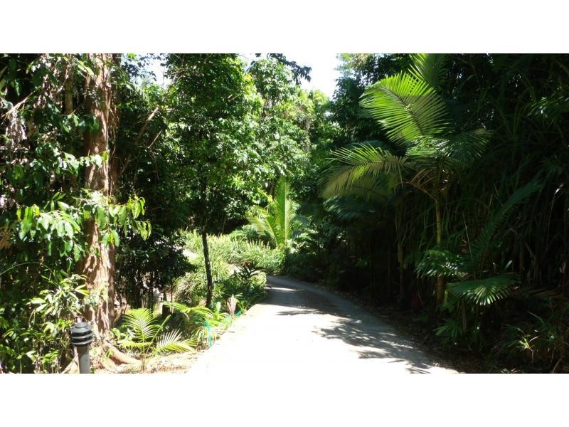 629 Bingil Bay Road, Bingil Bay QLD 4852