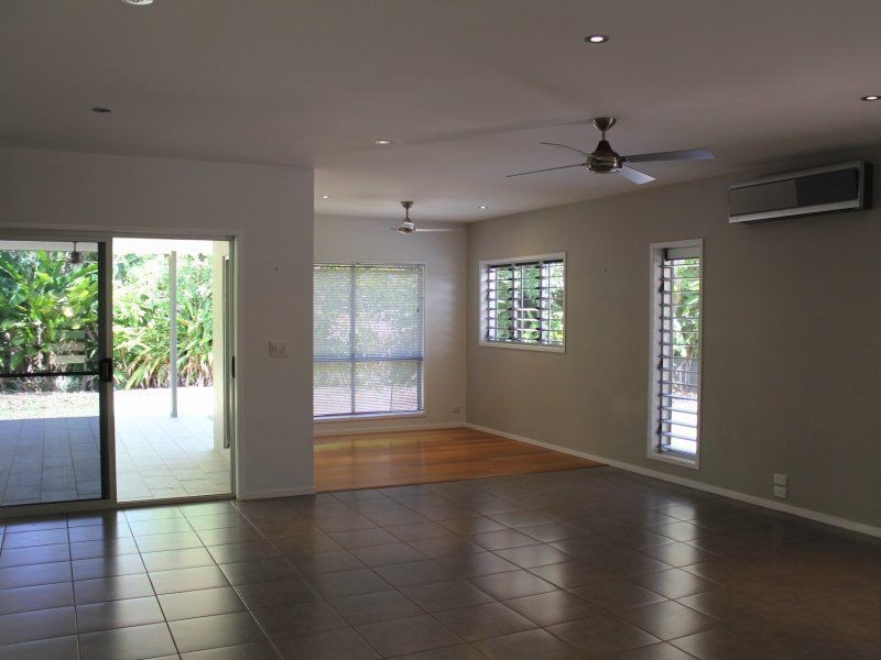 18 Pioneer Street, Bingil Bay QLD 4852