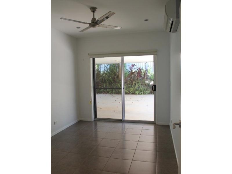 18 Pioneer Street, Bingil Bay QLD 4852