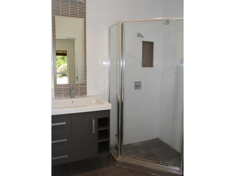 18 Pioneer Street, Bingil Bay QLD 4852