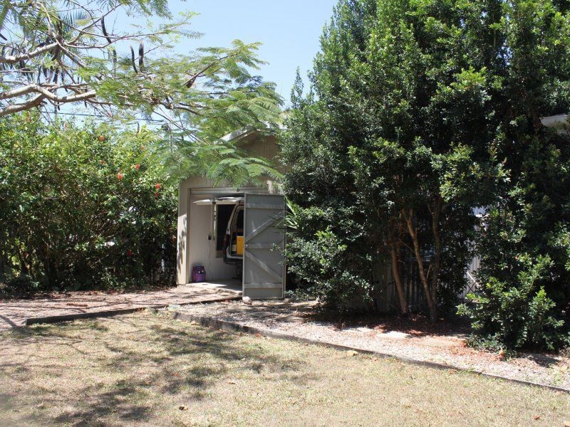 18 Pioneer Street, Bingil Bay QLD 4852