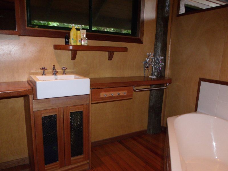 67 Cutten Street, Bingil Bay QLD 4852