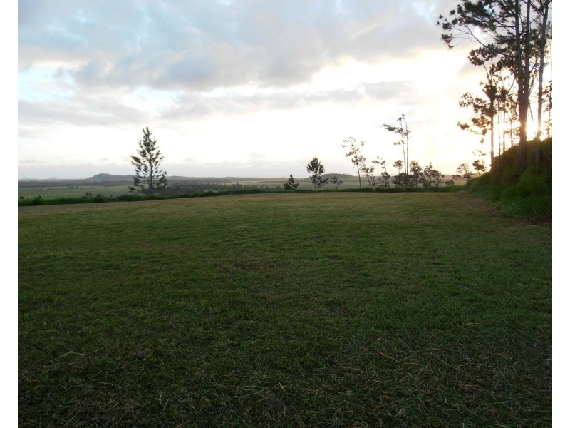 39 Hayter Road, Maria Creeks QLD 4855