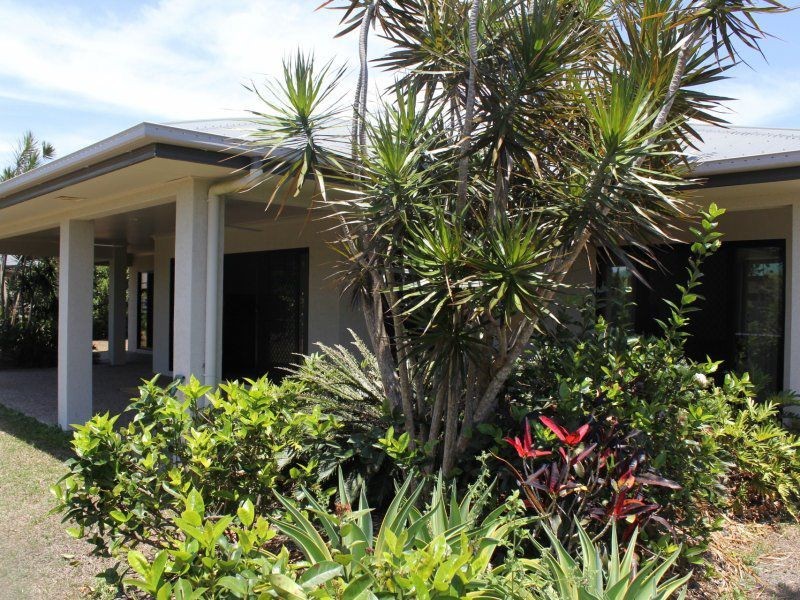 9 Clipper Court, South Mission Beach QLD 4852