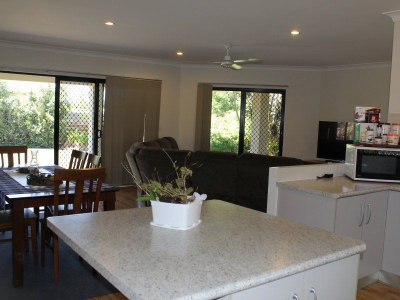 9 Clipper Court, South Mission Beach QLD 4852