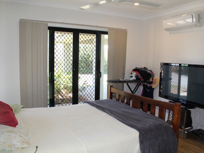 9 Clipper Court, South Mission Beach QLD 4852