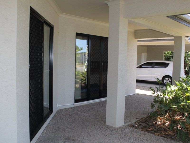 9 Clipper Court, South Mission Beach QLD 4852