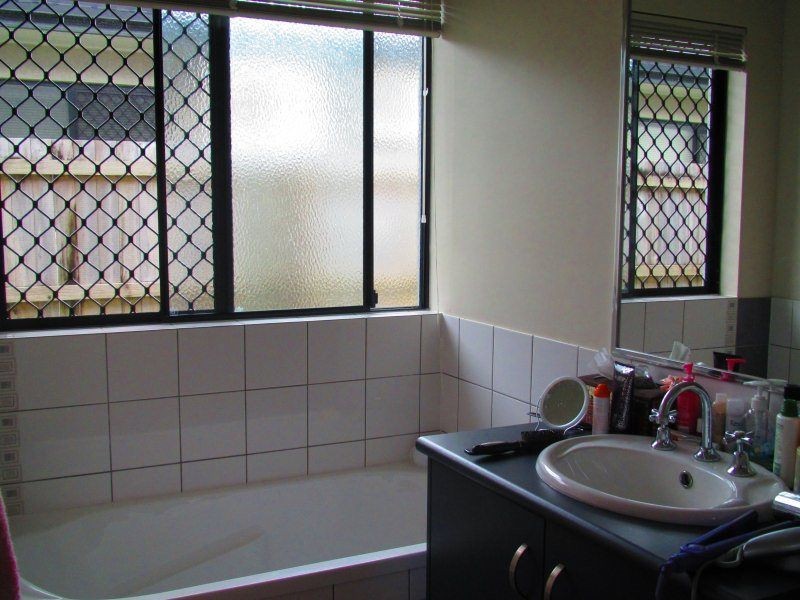 10 Spinnaker Street, South Mission Beach QLD 4852