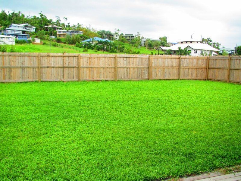 10 Spinnaker Street, South Mission Beach QLD 4852