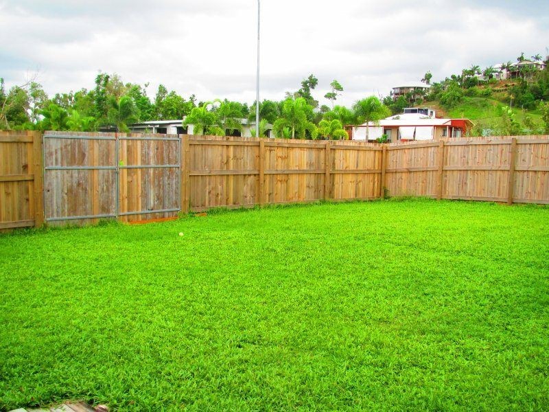 10 Spinnaker Street, South Mission Beach QLD 4852