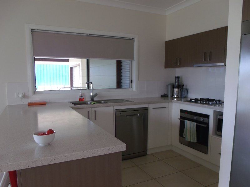 17 Voyager Street, South Mission Beach QLD 4852