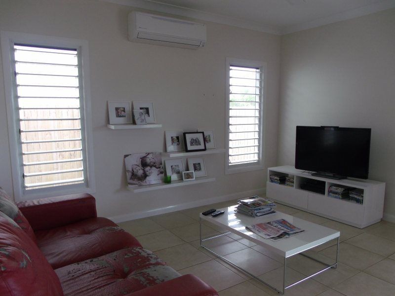 17 Voyager Street, South Mission Beach QLD 4852