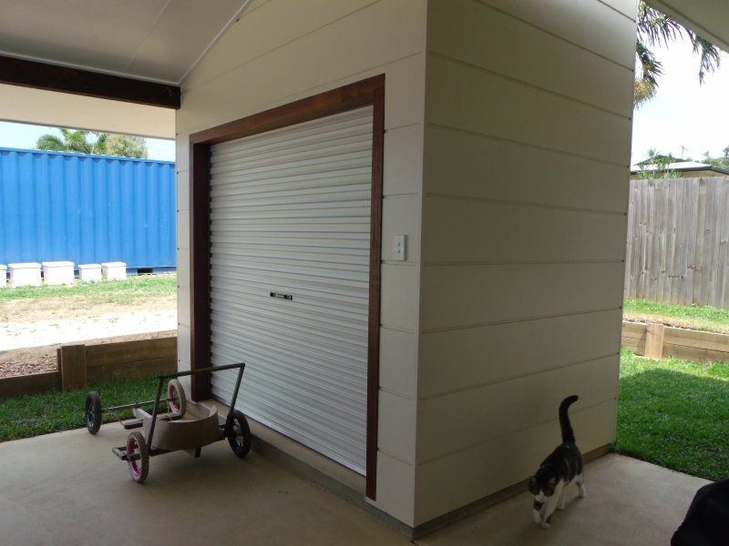 17 Voyager Street, South Mission Beach QLD 4852