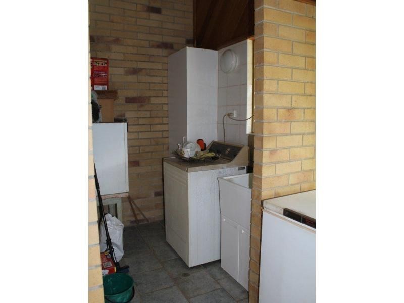 19 Bamber Street, Tully QLD 4854