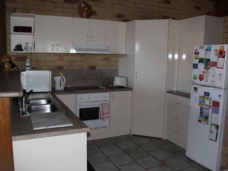 19 Bamber Street, Tully QLD 4854