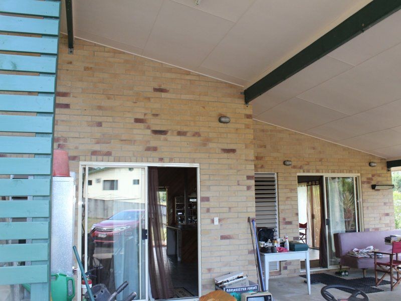 19 Bamber Street, Tully QLD 4854