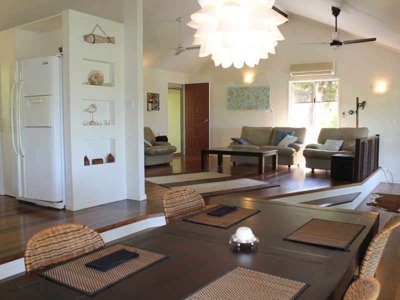 49 Cutten Street, Bingil Bay QLD 4852