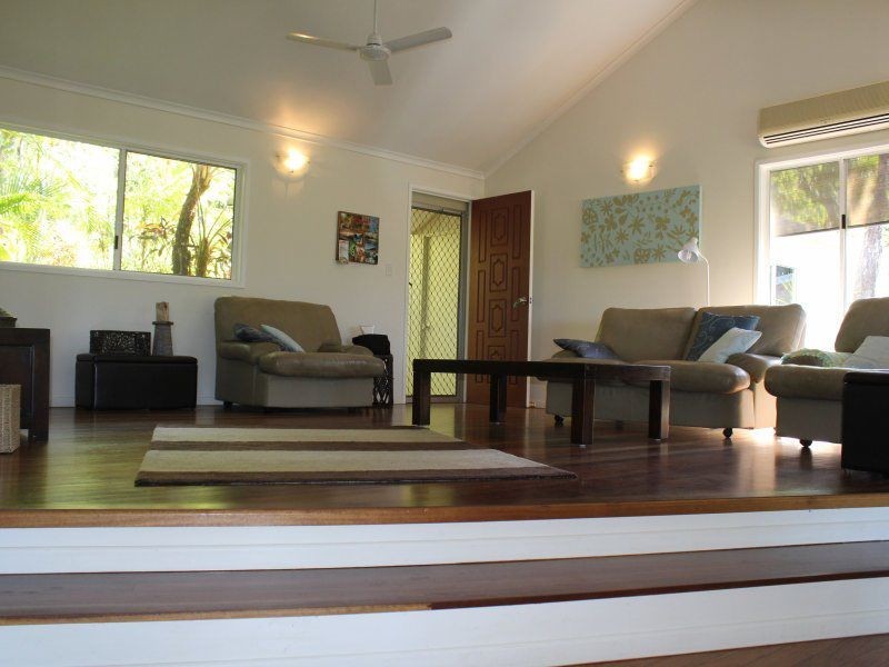 49 Cutten Street, Bingil Bay QLD 4852