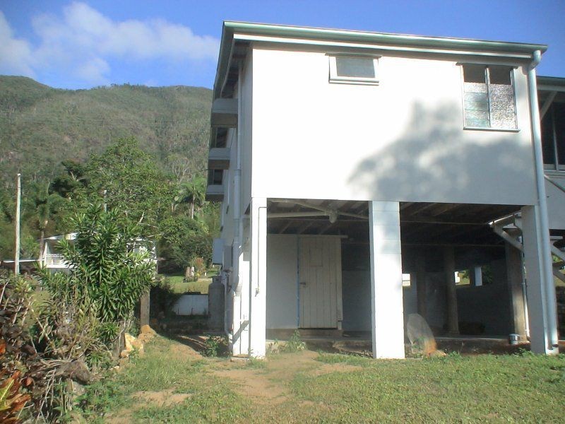 4 Brannigan Street, Tully QLD 4854