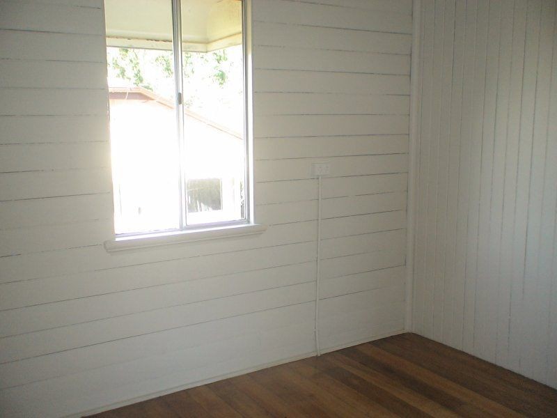 4 Brannigan Street, Tully QLD 4854