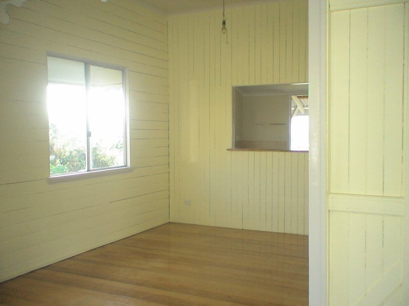 4 Brannigan Street, Tully QLD 4854