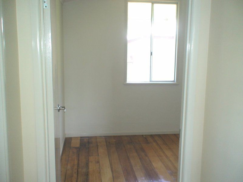 4 Brannigan Street, Tully QLD 4854