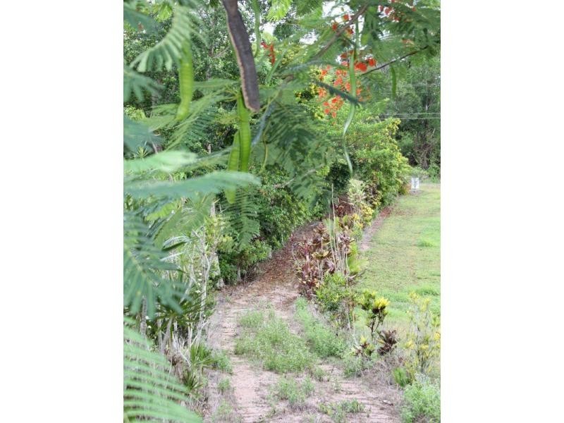 11 Kode Road, Carmoo QLD 4852