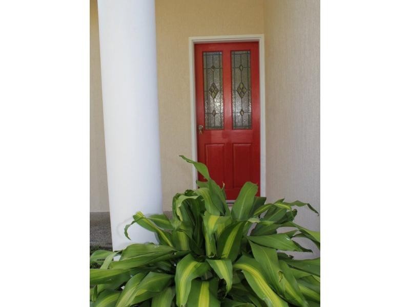 7 Holland Street, Wongaling Beach QLD 4852