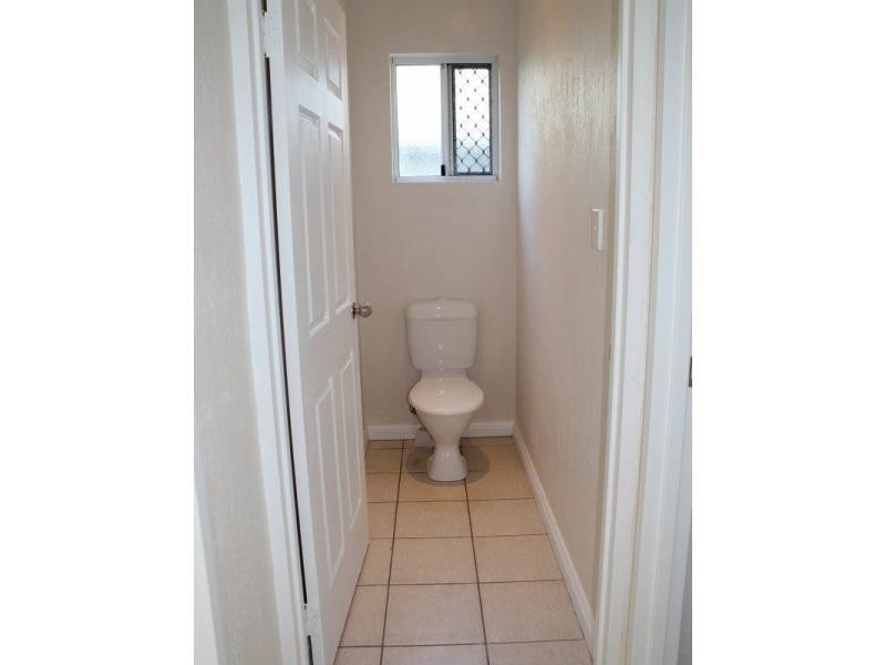 7 Holland Street, Wongaling Beach QLD 4852