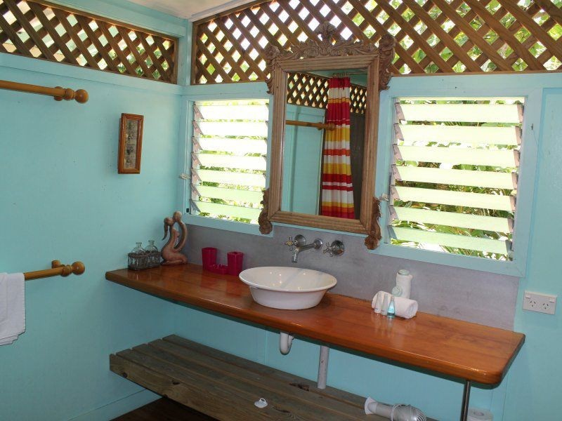 6 Koda Street, Wongaling Beach QLD 4852