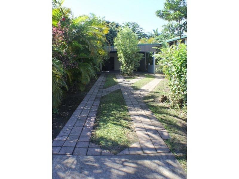 4 Walter Lever Estate Road, Silkwood QLD 4856